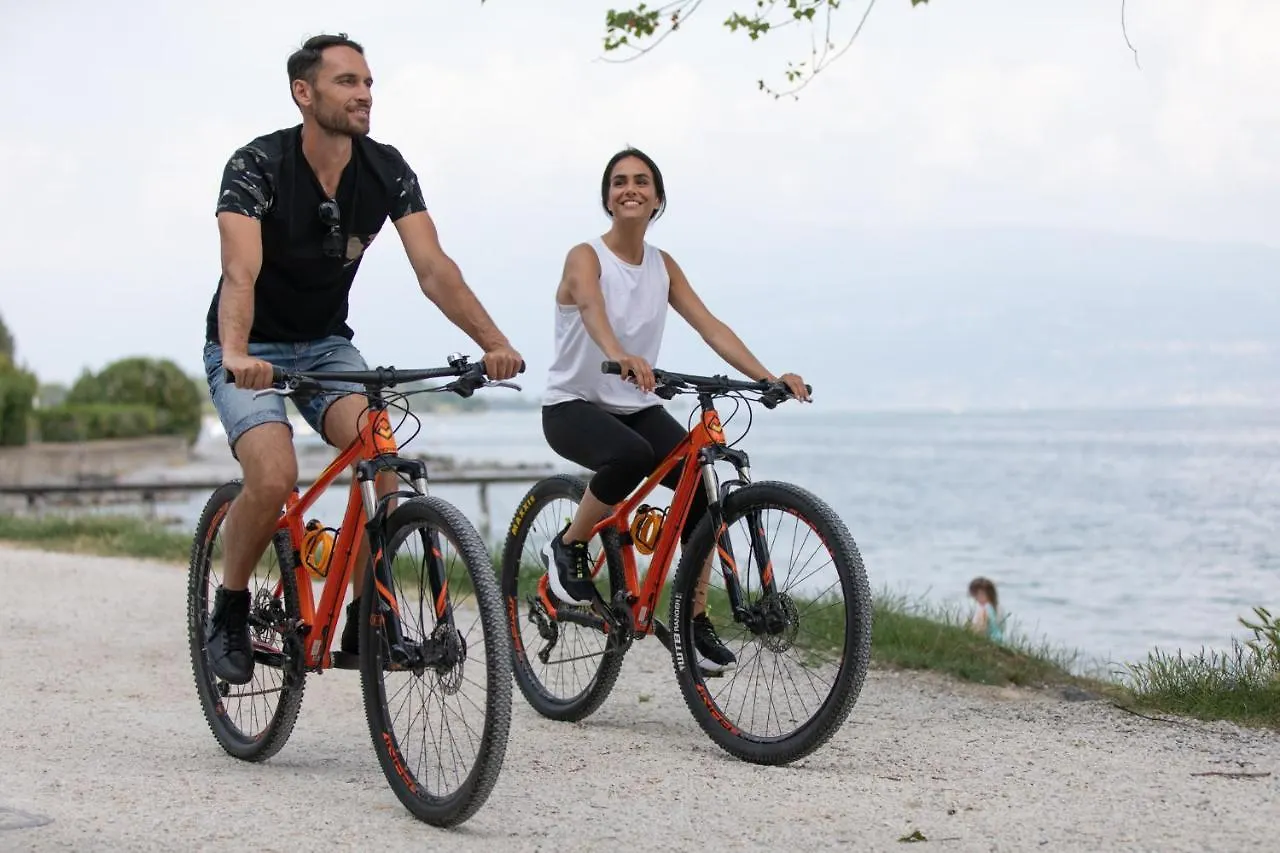 Campeggio Europa Silvella San Felice del Benaco 5*,